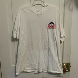 Girlie Girl‎ shirt